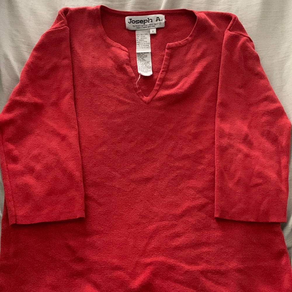 Joseph A Silk Red 1/4 Sleeve